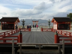 宮島：厳島神社