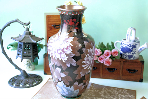 七宝焼の大きな花瓶