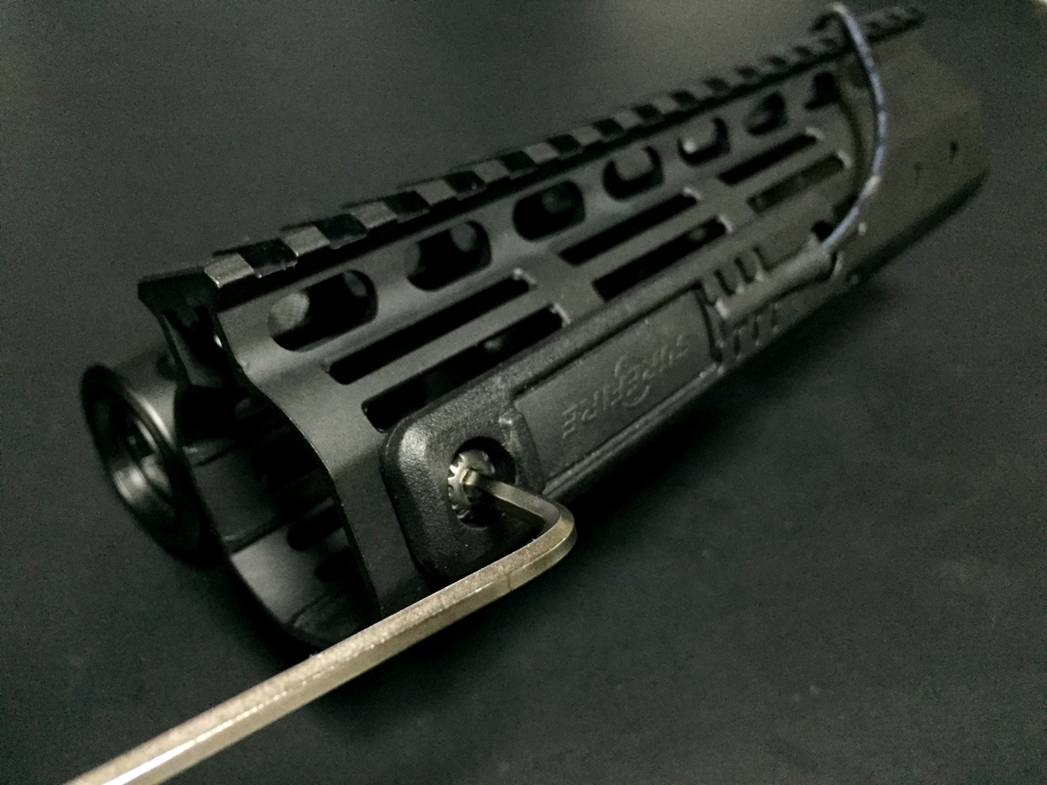 21 M-LOK MAGPUL Tape Switch Mounting Plate for Surefire ST Polymer MADE IN USA マグプル 実物 本家 テープ リモート スイッチ