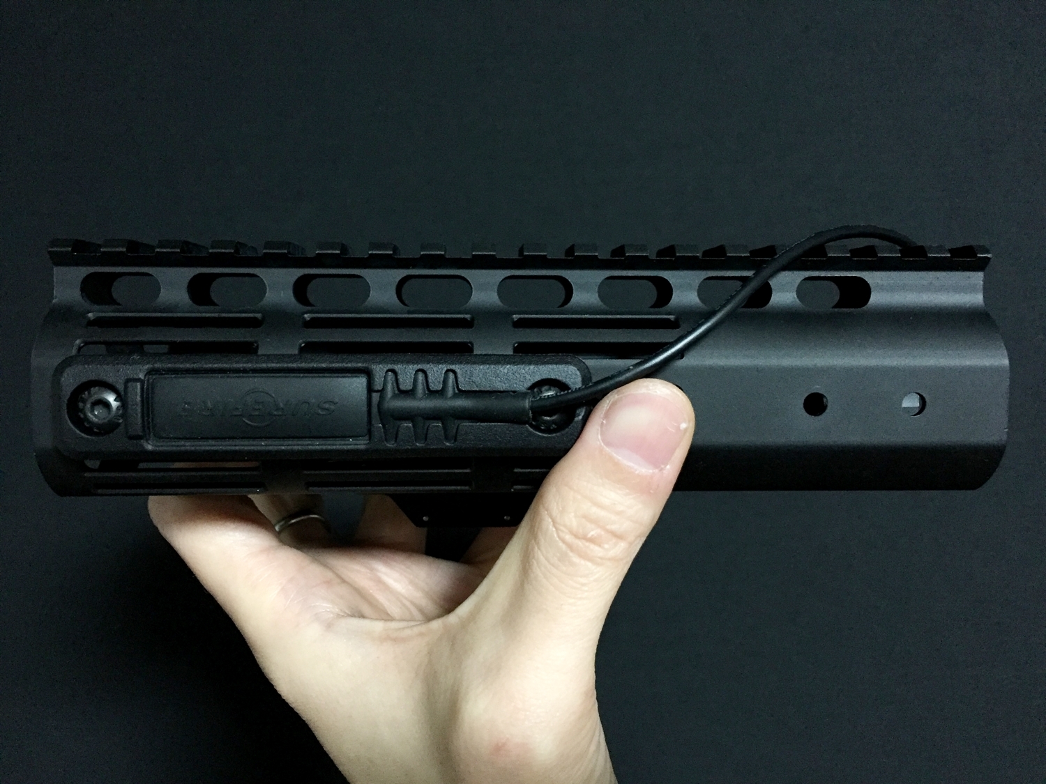 24 M-LOK MAGPUL Tape Switch Mounting Plate for Surefire ST Polymer MADE IN USA マグプル 実物 本家 テープ リモート スイッチ