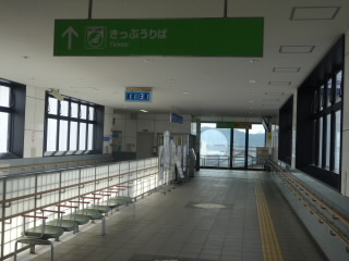 JR北陸本線高月駅