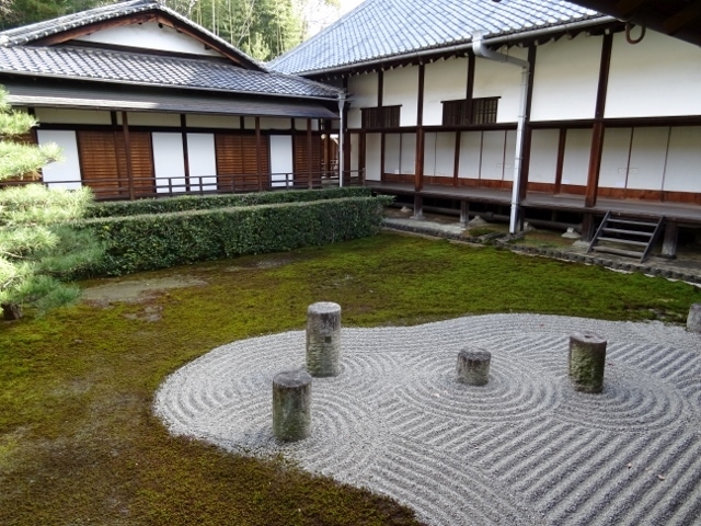 東福寺　庫裡の裏庭