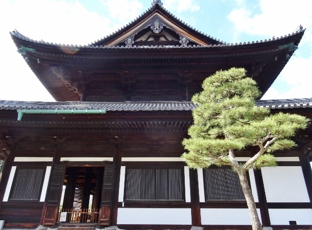 東福寺　本堂側面